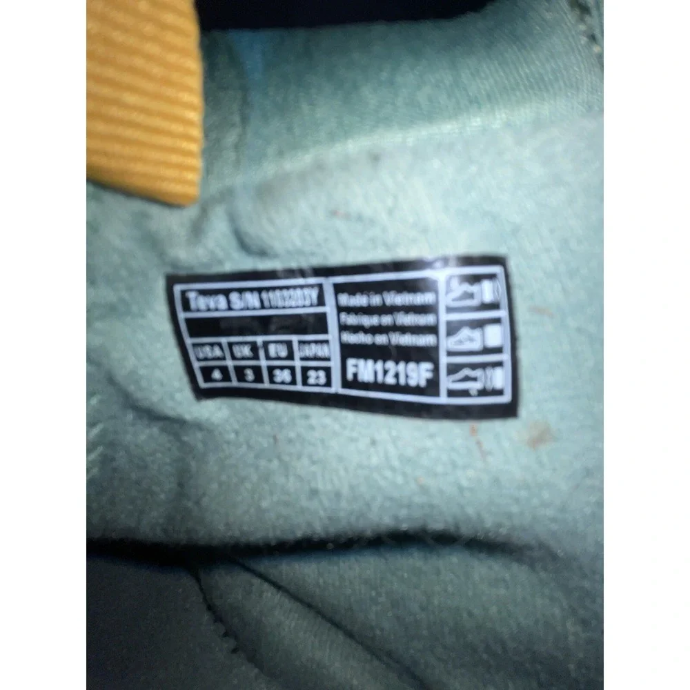 Teva spruce ember mid slipper boots green size 4